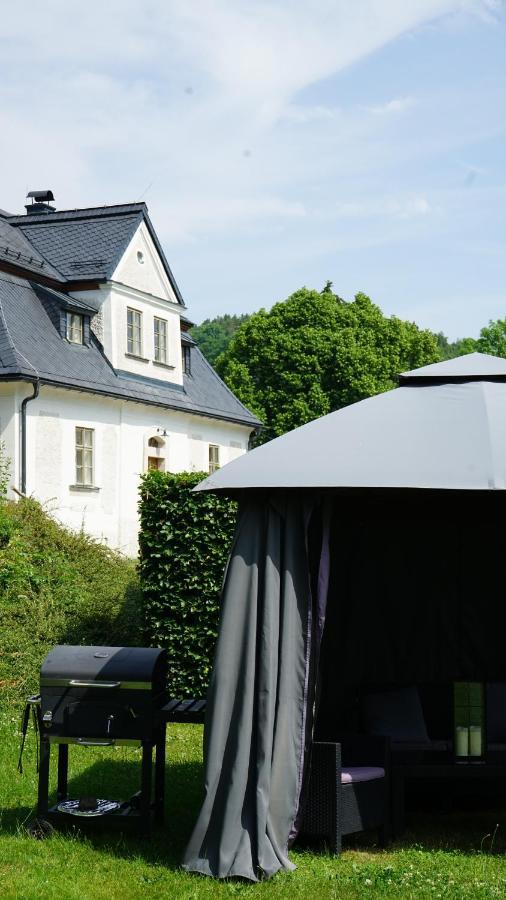 Baroque Chaplain House Kaplanka 1796 A. D. - Historical Luxury Apts In Bohemian Paradise Zelezny Brod Экстерьер фото
